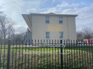1043 College St #13, Memphis, TN 38106