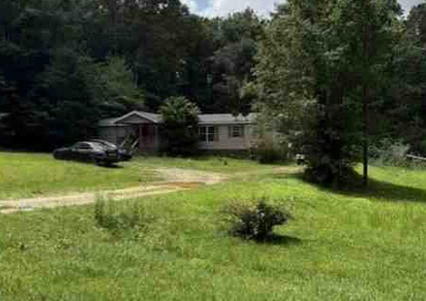 2nd image of 1072 Oak Forest Cir