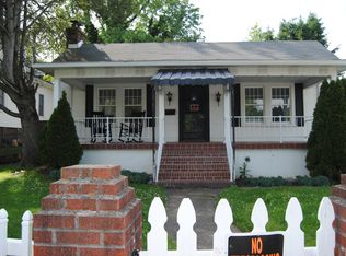 309 Madison St, Mount Hope, WV 25880
