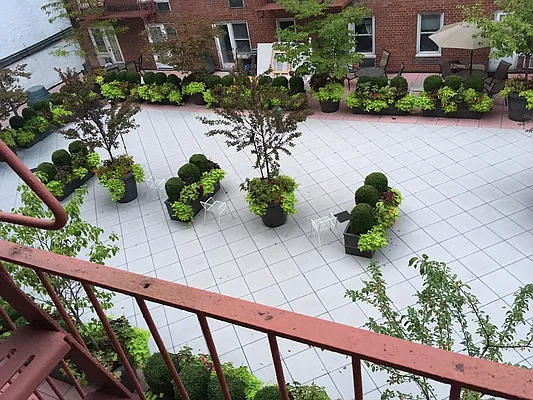 Rented by Owner | media 23