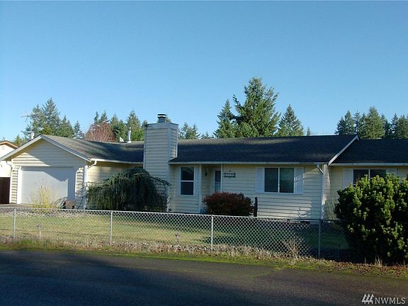 3rd image of 15007 114th Avenue Ct E