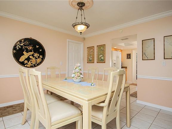 4th image of 5311 18th Avenue Dr W