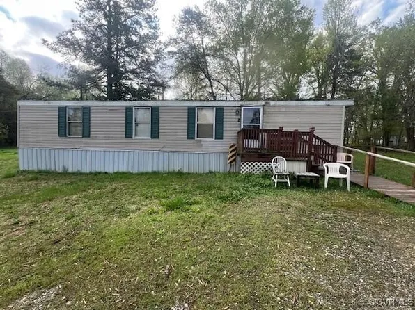 1513 & 1521 3rd St, Victoria, VA 23974