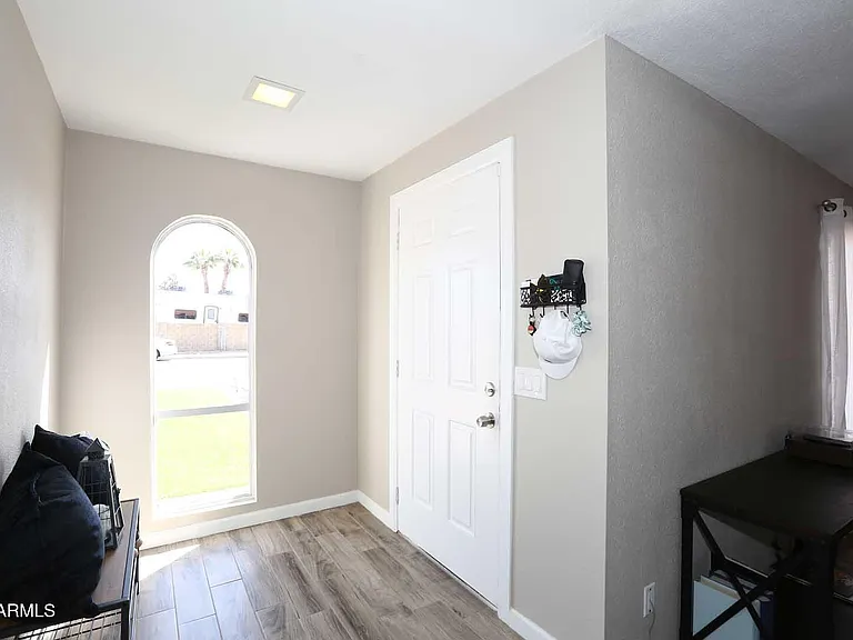 2634 S Cottonwood Dr — Photo 4