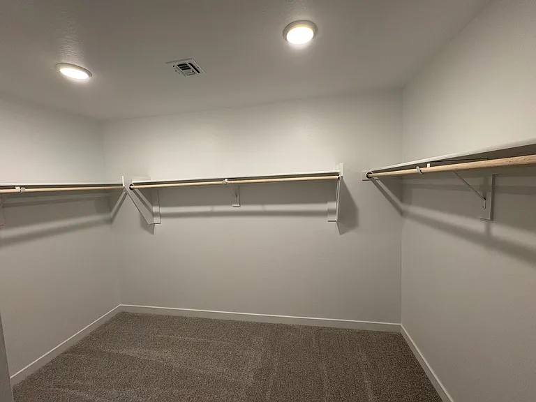 3354 S 180th Ln — Photo 22