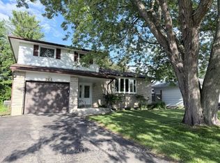 744 Sussex Blvd, Kingston, ON K7M5B1