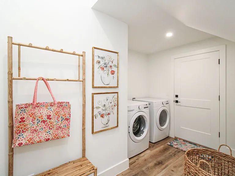 7968 Cordoba Pl — Photo 17