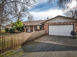 5490 Shady Ln, Anderson, CA 96007