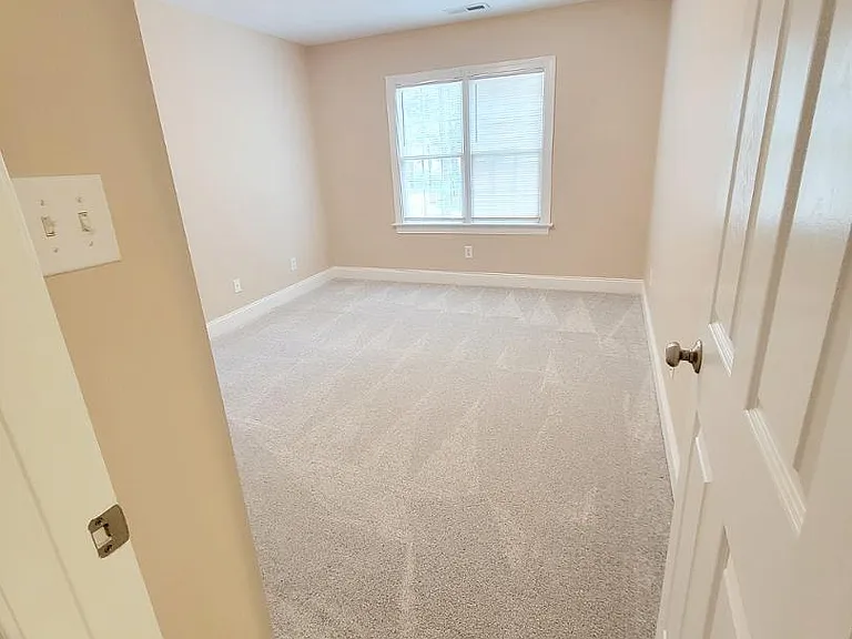 1217 Crozier Ct — Photo 49