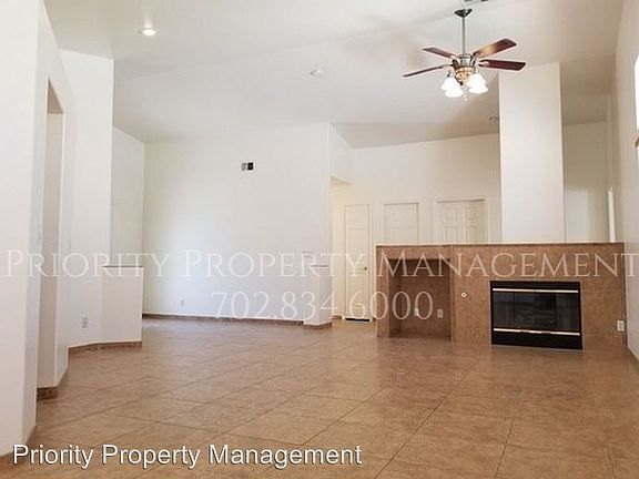 2nd image of 5816 Briar Rose Ln