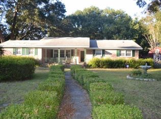 988 Mikell Dr, Charleston, SC 29412