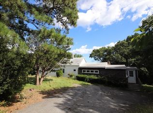 22 Sapphire Rd, Saugus, MA 01906