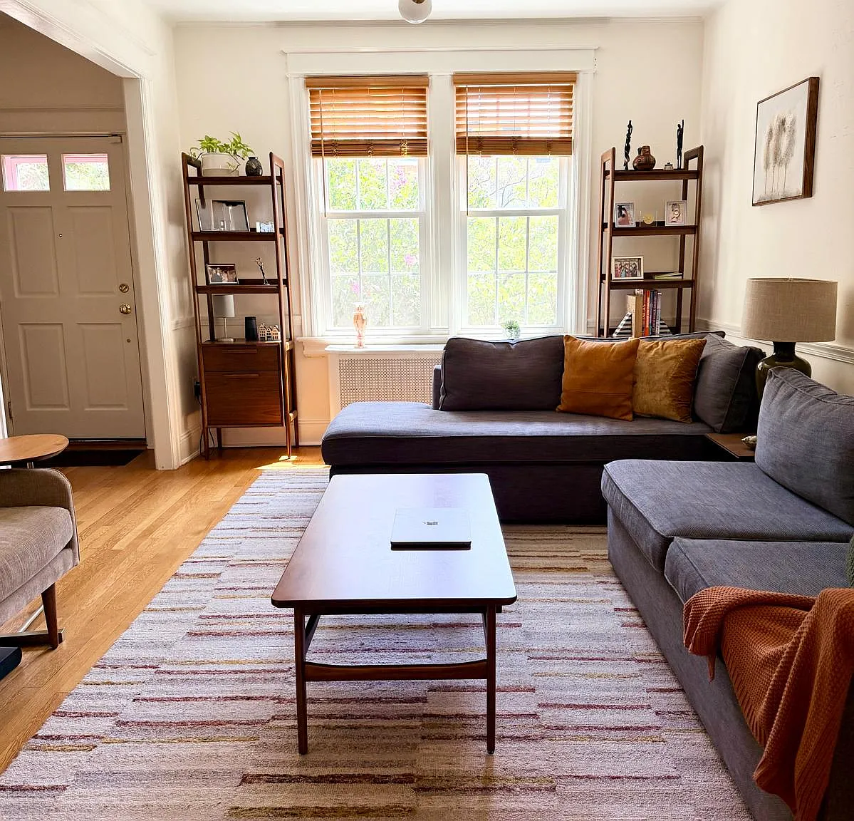 4 bed, 2.5 bath, 1980 sqft, $6,500 — Photo 4
