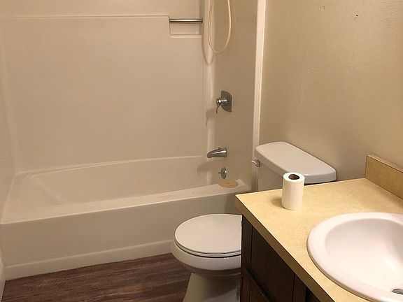 2nd image of 724 Themis St APT 4