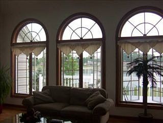 5th image of 1801 Forest Park