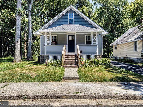 2nd image of 30 Jenkins Ave