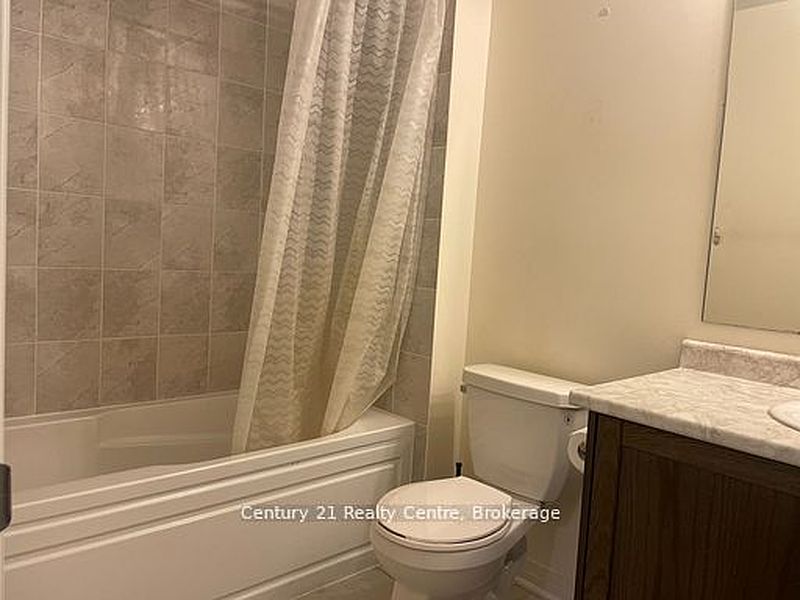 Brampton Townhouse for rent - 4 Bedrooms — photo 11