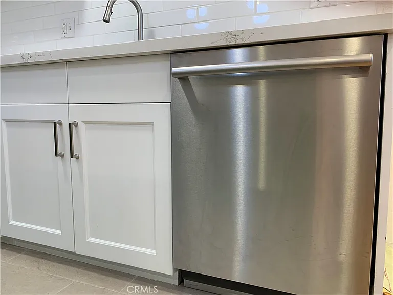 3220 Altura Ave #305 — Photo 6