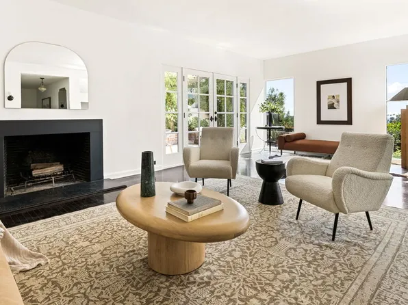 2241 Ben Lomond Dr, Los Angeles, CA 90027