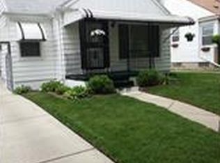 19749 Greenview Ave, Detroit, MI 48219