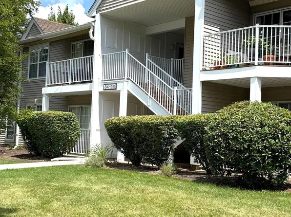 88 Lindsey Ct, Franklin Park, NJ 08823
