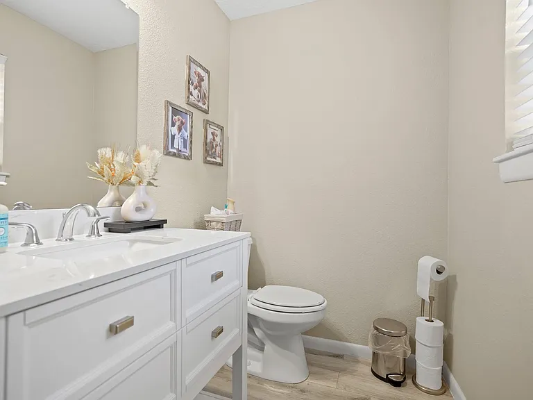 207 Granberry St — Photo 7