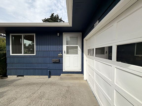 3rd image of 6807 SE Cora St