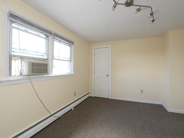 47 Van Dyke St #2 — Photo 13