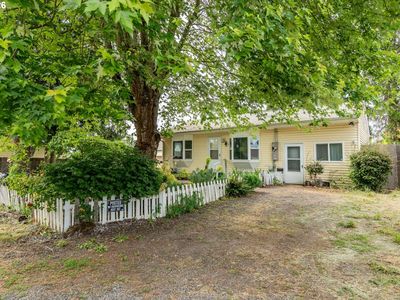 940 W M St, Springfield, OR, 97477