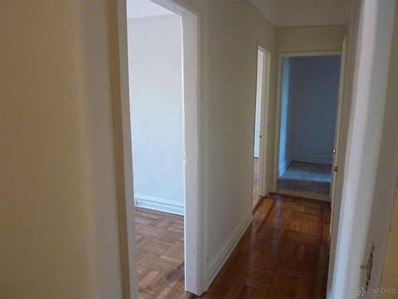 2nd image of 334 Montgomery St APT C1