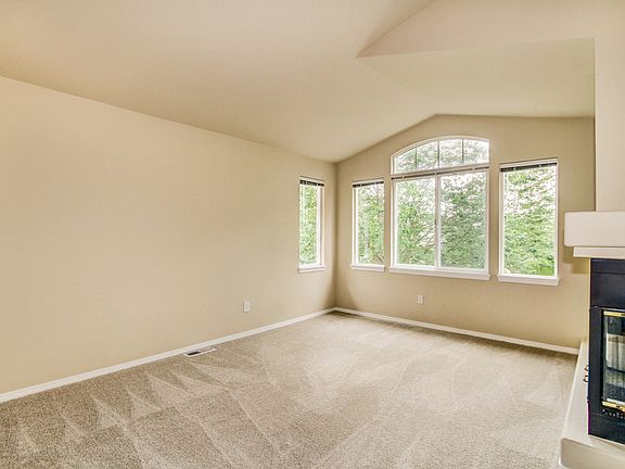 5th image of 16721 Cobblestone Dr