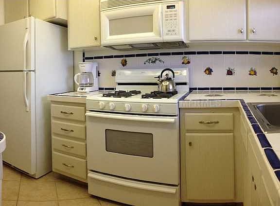4th image of 1847 Shore Dr S APT 808