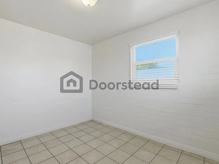 4026 Logan Ave — Photo 21