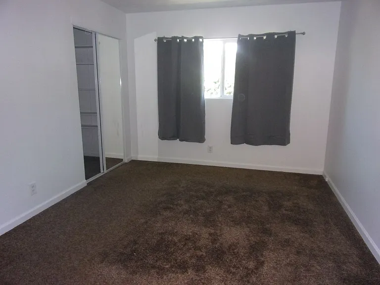 265 Solano Ln — Photo 28