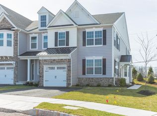 116 Woodwinds Dr, Collegeville, PA 19426
