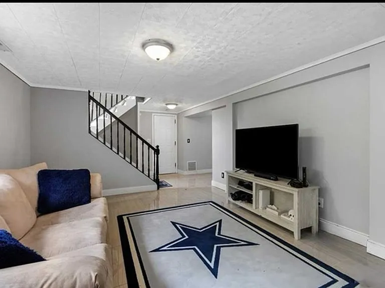 442 Wildwood Rd — Photo 16