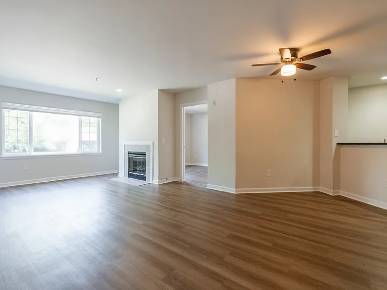 Bellevue Heights Apartments — Photo 2