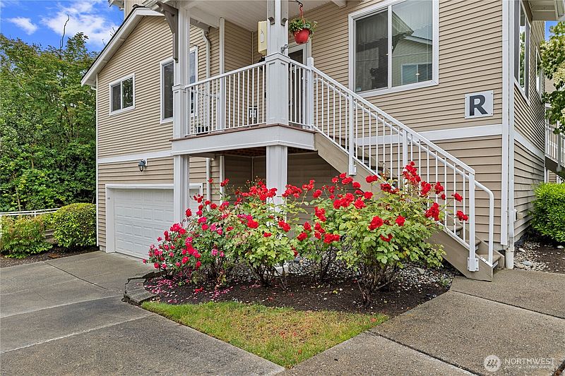 3rd image of 14915 38th Drive SE #R1140