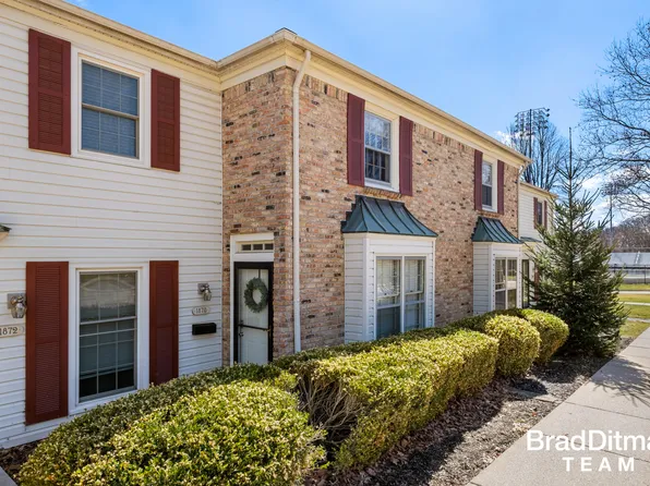 1870 Georgetown Dr SE, Grand Rapids, MI 49506