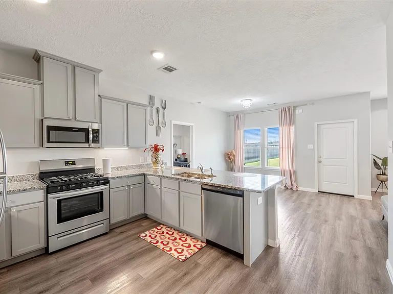 397 Road 5102 #L — Photo 8