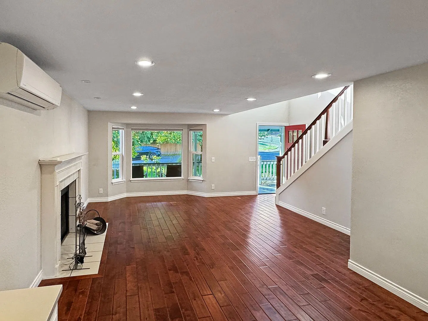 4 Bed + Bonus Room in Canyon Park with Two Fireplaces and a Fenced Yard — Photo 4