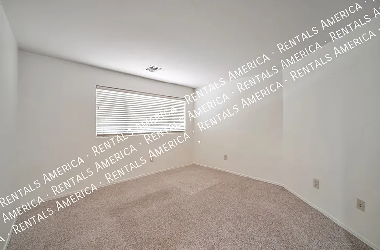 15400 S Camino Agua Azul — Photo 13