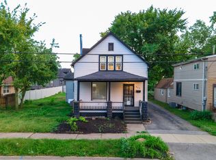 423 E 144th St, Dolton, IL 60419