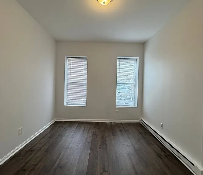 366 Forrest St #1A — Photo 6