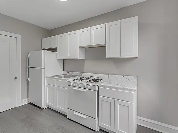 4825 N Camac St #103 — Photo 10