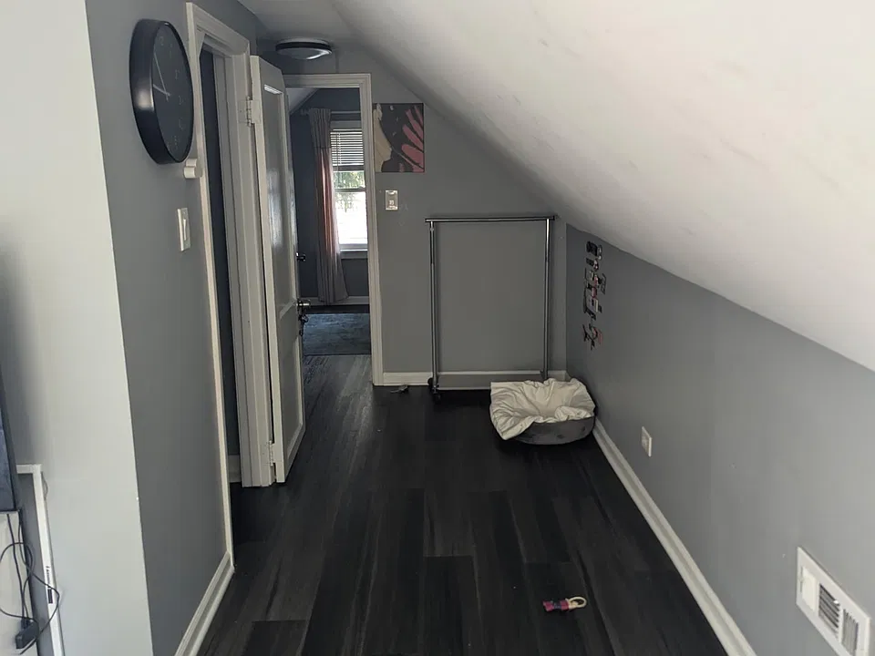 209 Fairlawn Dr