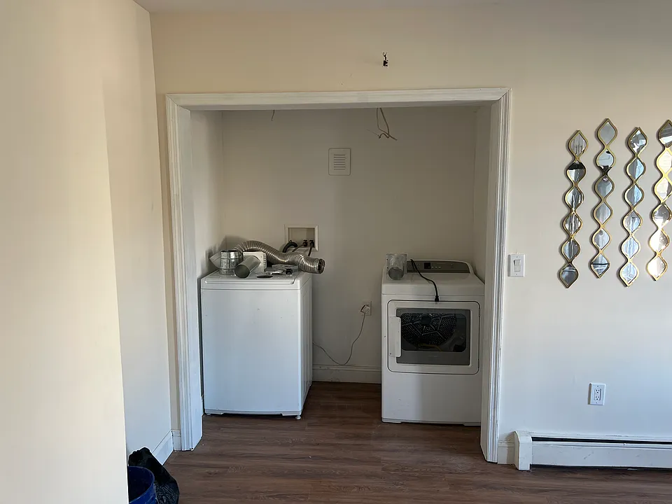 144 Palisade Ave