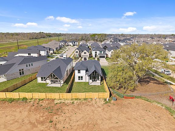 5th image of 1110 Luna Dr