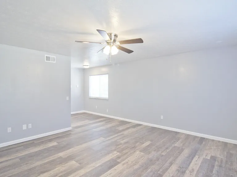 29 Devon Ct — Photo 3