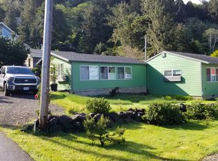 56 Greenhill Dr, Yachats, OR